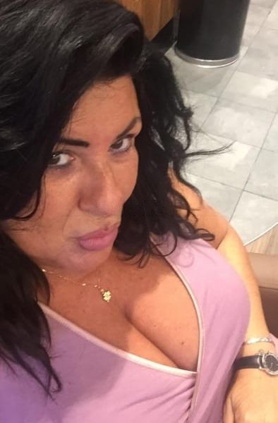 Italian curvy experts in blowjob without condom Spanish with my boobs swallow every were you like On my sexy body also in mouth also you can fuck me in every acrobatic position